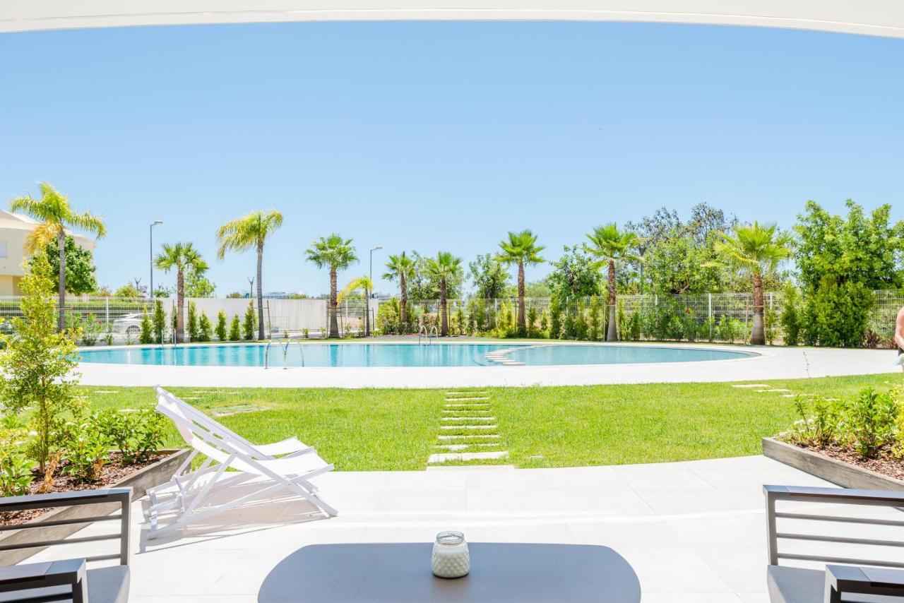 Lakes 24 At Da Falesia Vilamoura